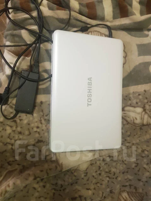 Toshiba Satellite C870. 19", WiFi: 1, Bluetooth: 1, ����������� �� 1��. ����
