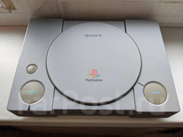 Sony PlayStation One ����