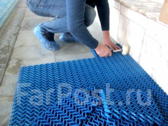 Покрытие антискользящее для бассейнов и душевых Волна, в наличии. Цена ...