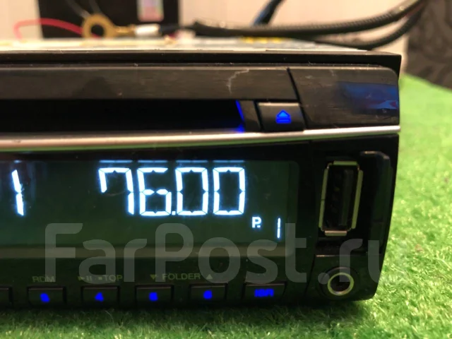 Clarion CZ202 ����