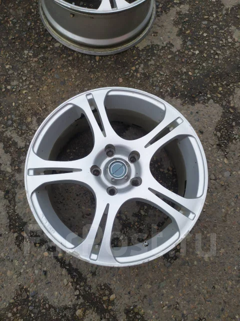 Enkei Fortible. 7.0x17", 5x114.3, ET48 ����
