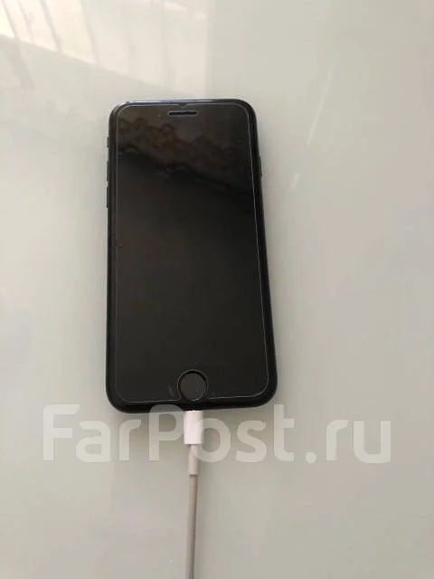 Apple iPhone 7. �/�, ������, 3G, 4G LTE, ����������, NFC ����