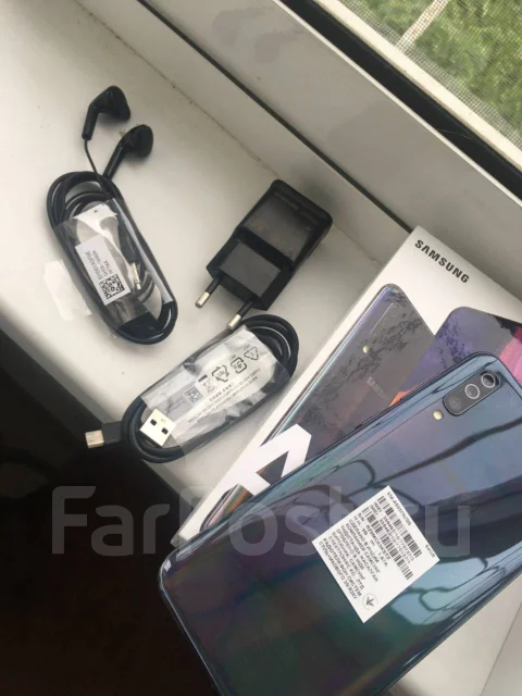 Samsung Galaxy A50. �/�, ������, 3G ����