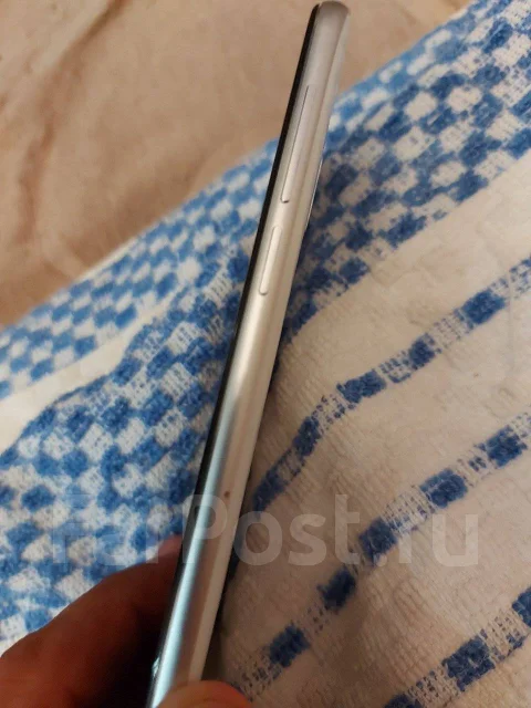Meizu X8. �/�, �����, 3G, 4G LTE ����