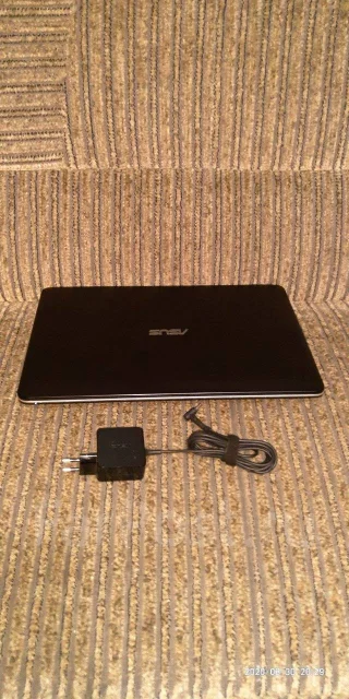 Asus VivoBook Max D541SA. 15.6", 1,6����, ��� 2048 ��, ���� 500���, WiFi: 1, Bluetooth: 1, ����������� �� 4��. ����