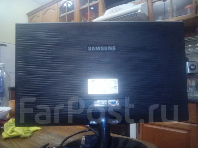 Samsung. 23" ����