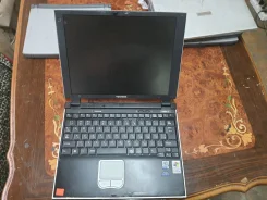 Toshiba. 7", 1,0����, ��� 256 �� � ������, ���� 1��� ����