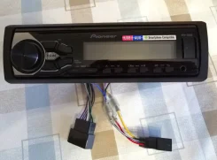 Pioneer MVH-180UB ����