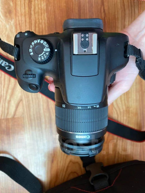 Canon EOS 4000D ����