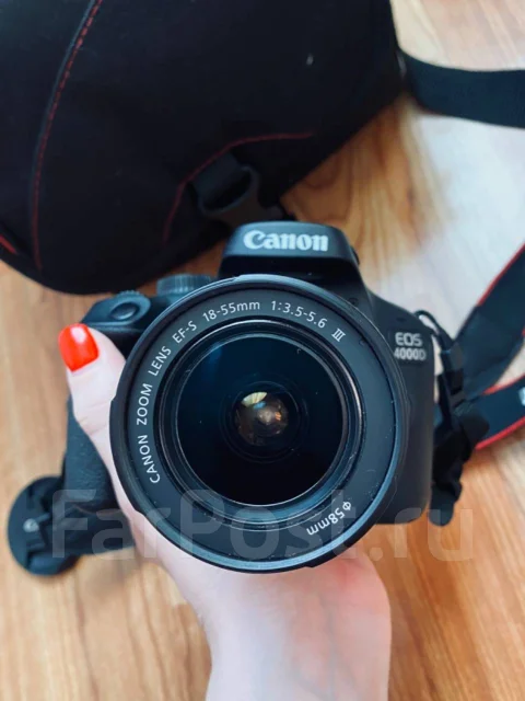 Canon EOS 4000D ����