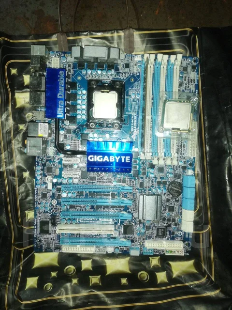 LGA1366 ����