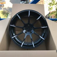 Vertini. 9.5x19", 5x112, ET40, �� 66,6���. ����