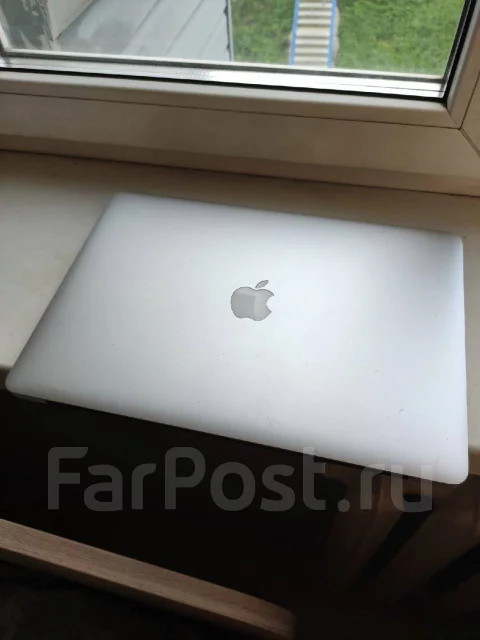 Apple MacBook Pro 15 2015 Mid MJLQ2. 15.4", 2,2����, ��� 16 ��, ���� 256���, WiFi: 1, Bluetooth: 1, ����������� �� 10��. ����