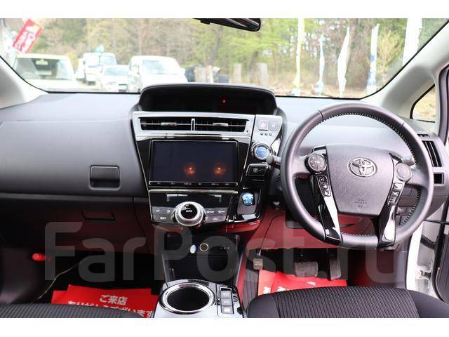 Тойота альфа без пробега. Toyota Prius Alpha 2019. Приус Альфа 2019.