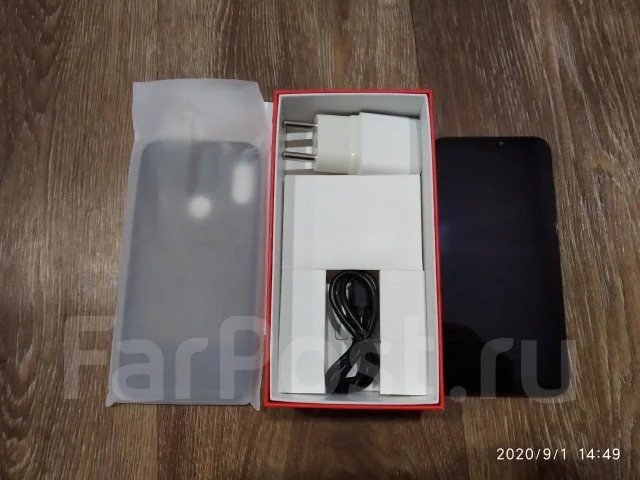 Xiaomi Redmi 6 Pro. �/�, ������, 3G, 4G LTE, Dual-SIM ����