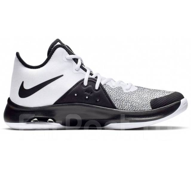 Nike Air Versitile III AO4430 100 47 3 500