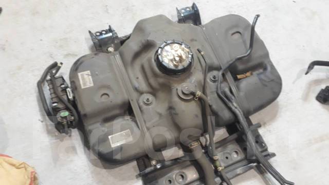 Топливный бак, Хонда Фит гибрид Gp5 GK3 купить во Владивостоке по цене ...