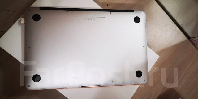 Apple MacBook Air 11 2014 Early MD711. 11.6", 1,6����, ��� 4 ��, ���� 128���, WiFi: 1, Bluetooth: 1, ����������� �� 9��. ����