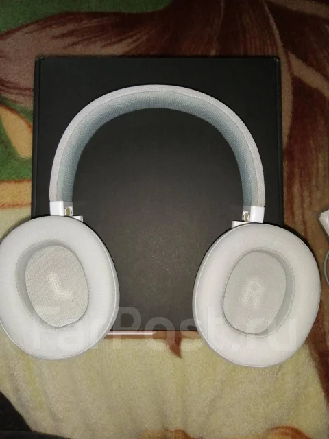 JBL E55BT ����