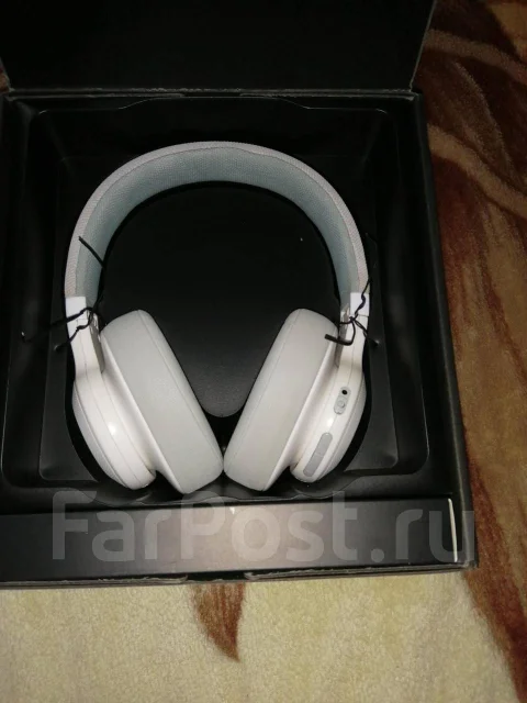 JBL E55BT ����