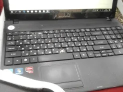 eMachines. 10", ��� 1024 ��, ���� 60���, WiFi, Bluetooth, ����������� �� 3��. ����