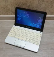 Samsung NC110. 10.1", 1,7����, ��� 2048 ��, ���� 250���, WiFi: 1, Bluetooth: 1, ����������� �� 3��. ����