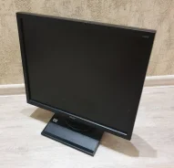 Acer. 19" ����