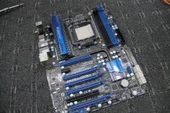 AMD 890FX ����