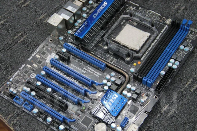 AMD 890FX ����