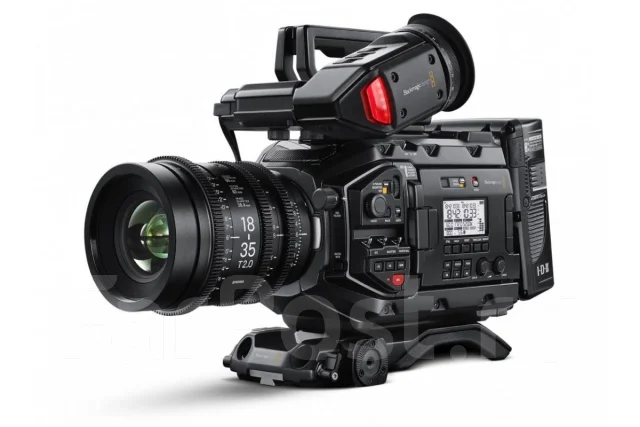 Blackmagic Design URSA EF. 20 � ����� ��, � ���������� ����