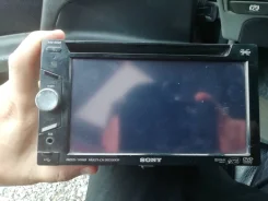 Sony XAV-E622 ����