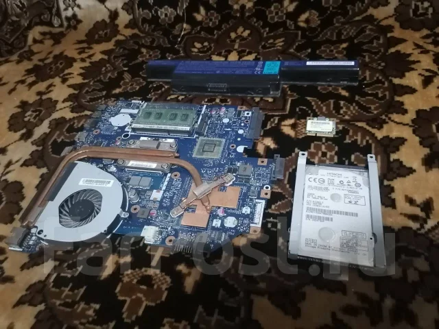 Acer Aspire 5750. ��� 3072 ��, ���� 320���, WiFi: 1, Bluetooth: 1, ����������� �� 1��. ����