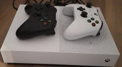 Microsoft Xbox One S ����