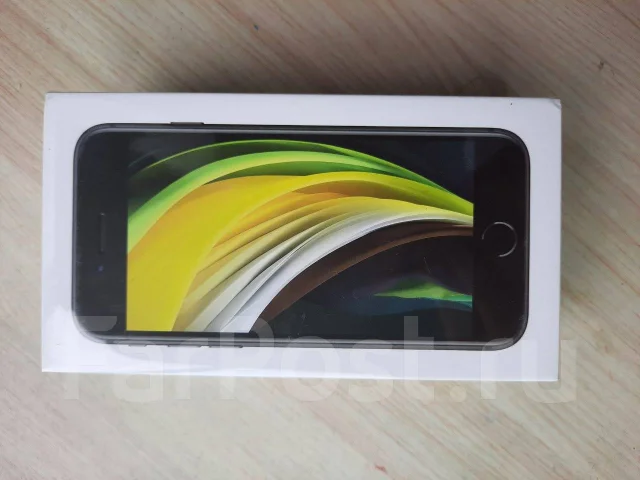 Apple iPhone SE. ����� ����