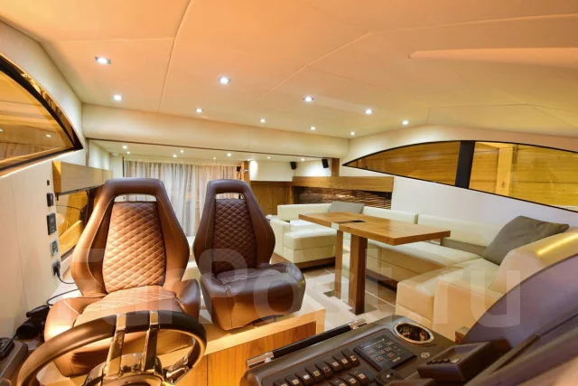 Sunseeker. 2013 ���, ����� 18,35��., ��������� ������������, 1 430��.�., ������ ����