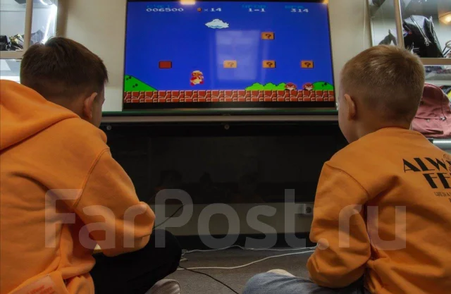 Nintendo Game Boy ����