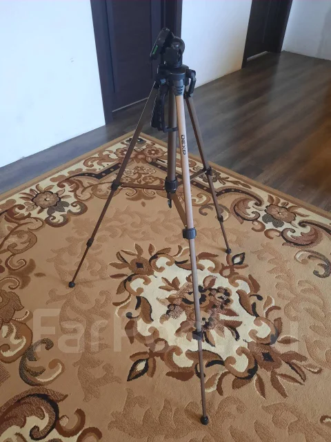 Sony Alpha SLT-A37 Kit ����