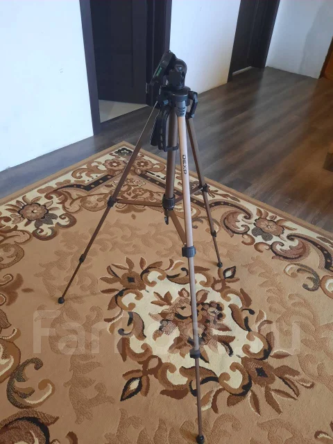 Sony Alpha SLT-A37 Kit ����