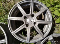 Freemotion. xR14", 4x100.00 ����