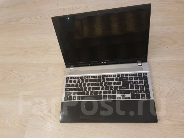 Acer Aspire V3-571G. 15.4", 2,5����, ���� 1 000���, WiFi: 1 ����