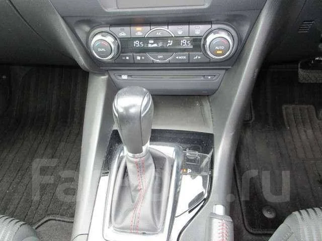 Mazda Axela. �������, 4wd, 1.5 (111��.�.), ������, 36����. ��, �/�. ��� ����� �� ������������ ����
