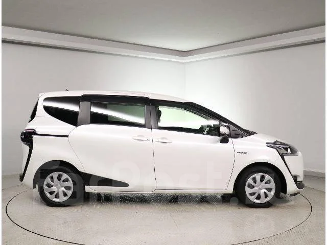 Toyota Sienta. ��������, 4wd, 1.5 (103��.�.), ������, 36����. ��, �/�. ��� ����� �� ������������ ����