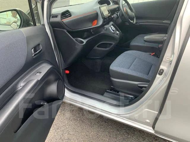 Toyota Sienta. ��������, 4wd, 1.5 (103��.�.), ������, 37����. ��, �/�. ��� ����� �� ������������ ����