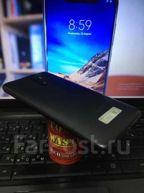 Xiaomi Pocophone F1. �/�, �����, 4G LTE, Dual-SIM, ���������� ����
