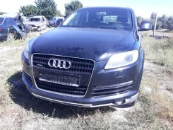 Audi Q7 ����