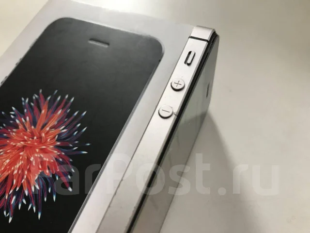 Apple iPhone SE. �/�, 3G, 4G LTE, NFC ����