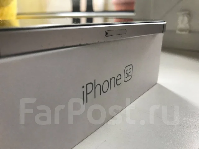 Apple iPhone SE. �/�, 3G, 4G LTE, NFC ����