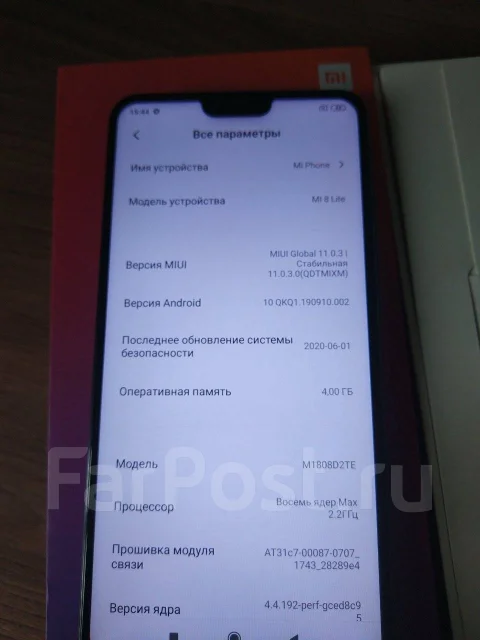 Xiaomi Mi8 Lite. �/�, ������, 4G LTE, Dual-SIM, NFC ����
