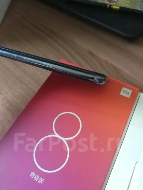 Xiaomi Mi8 Lite. �/�, ������, 4G LTE, Dual-SIM, NFC ����