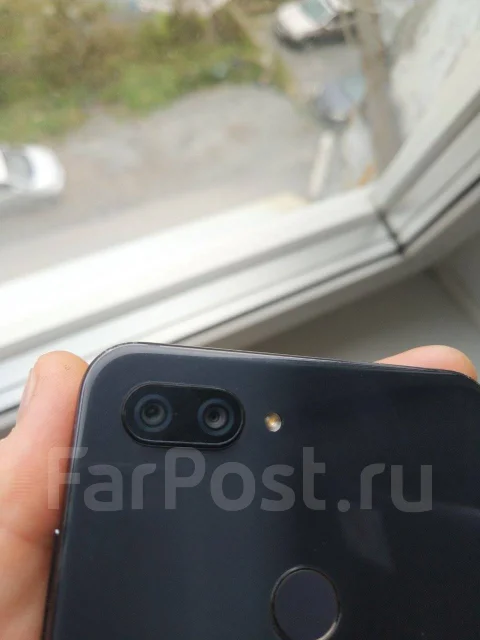 Xiaomi Mi8 Lite. �/�, ������, 4G LTE, Dual-SIM, NFC ����